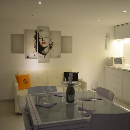 Golden Bay Bed & Breakfast Trani