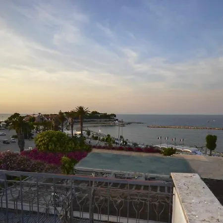 Bed & Breakfast Golden Bay Trani