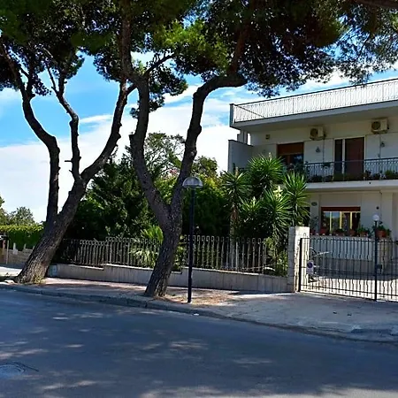 Golden Bay Bed & Breakfast Trani