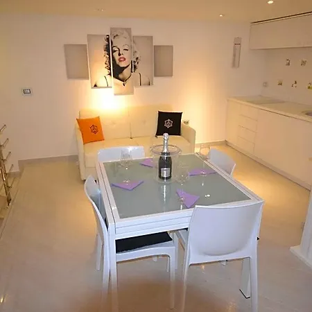 Golden Bay Trani