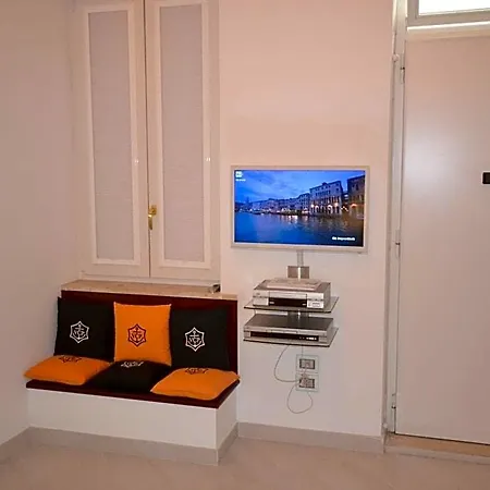 Golden Bay Bed & Breakfast Trani
