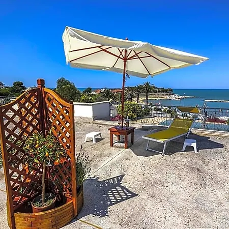 Golden Bay 4* Trani