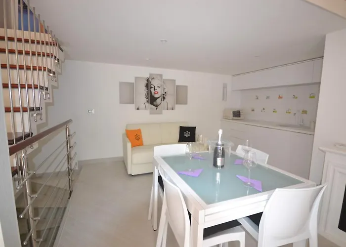 Bed & Breakfast Golden Bay Trani