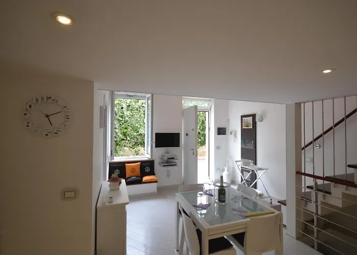 Golden Bay Bed & Breakfast Trani
