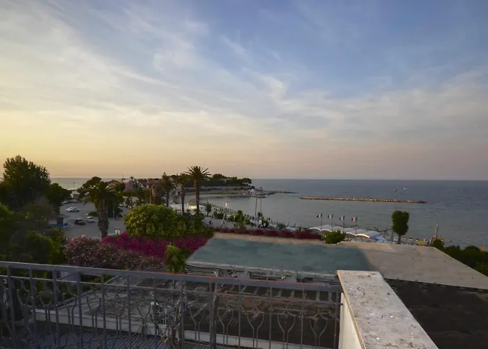 Bed & Breakfast Golden Bay Trani